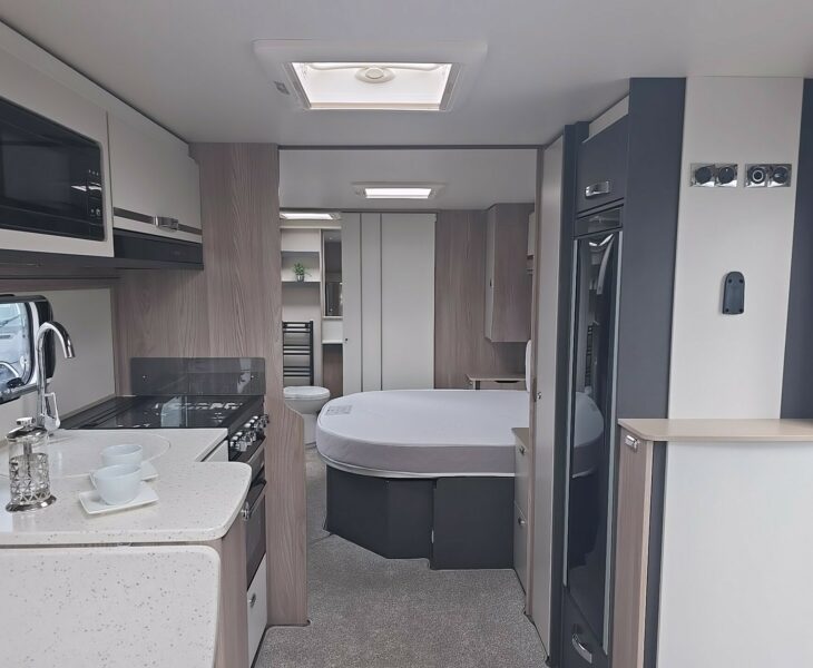 2026 CONQUEROR 645 GRANDE FRONT TO REAR VIEW