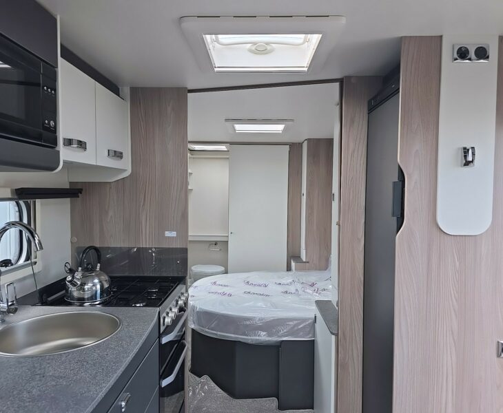 2026 SWIFT CHALLENGER 580 VIEW