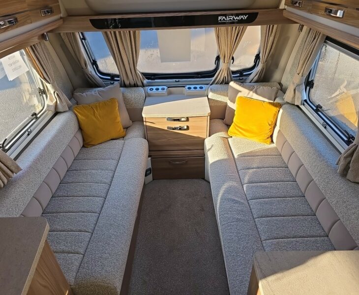 2020 SWIFT FAIRWAY PLATINUM 530 SEATING