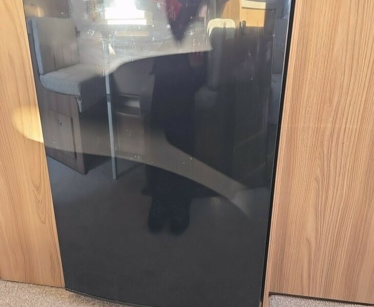 2020 SWIFT FAIRWAY PLATINUM 530 FRIDGE