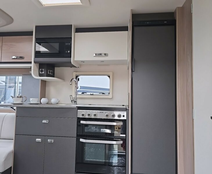 2026 SWIFT CHALLENGER 480 ENTRANCE