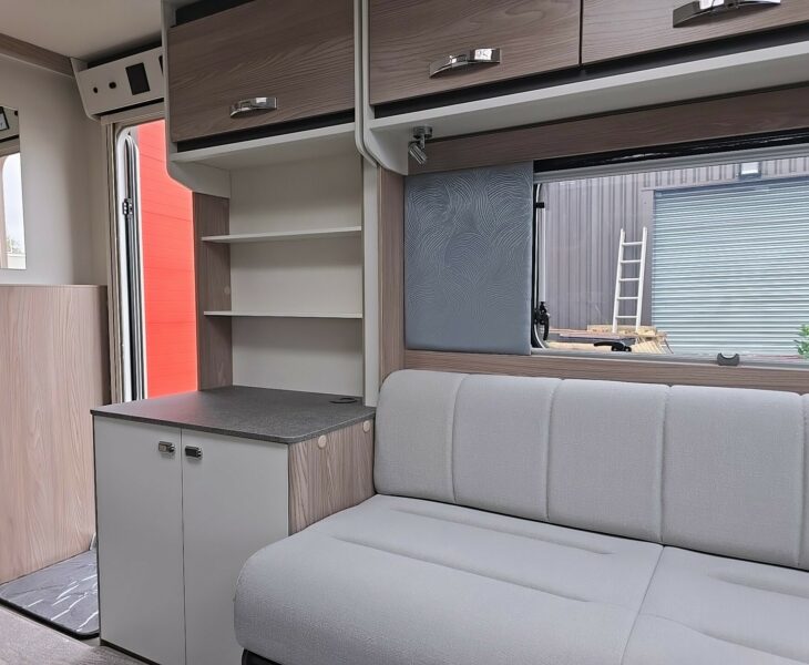 2026 SWIFT CHALLENGER 480 SEATING