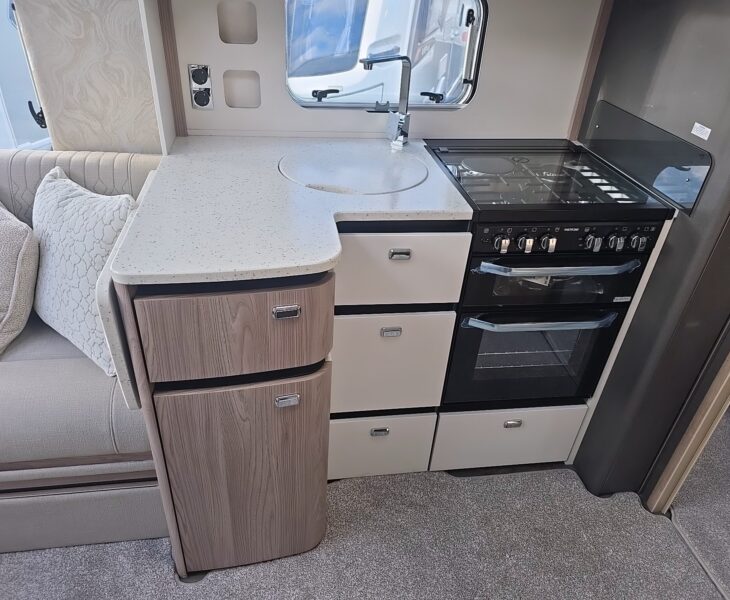 2026 SWIFT ELEGANCE GRANDE 850