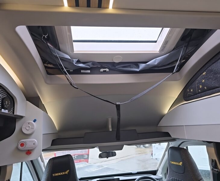 2026 SWIFT TREKKER XT TRAIL CAMPERVAN