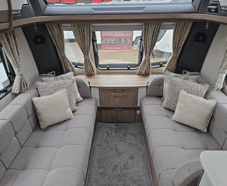 2025 COACHMAN VIP 575