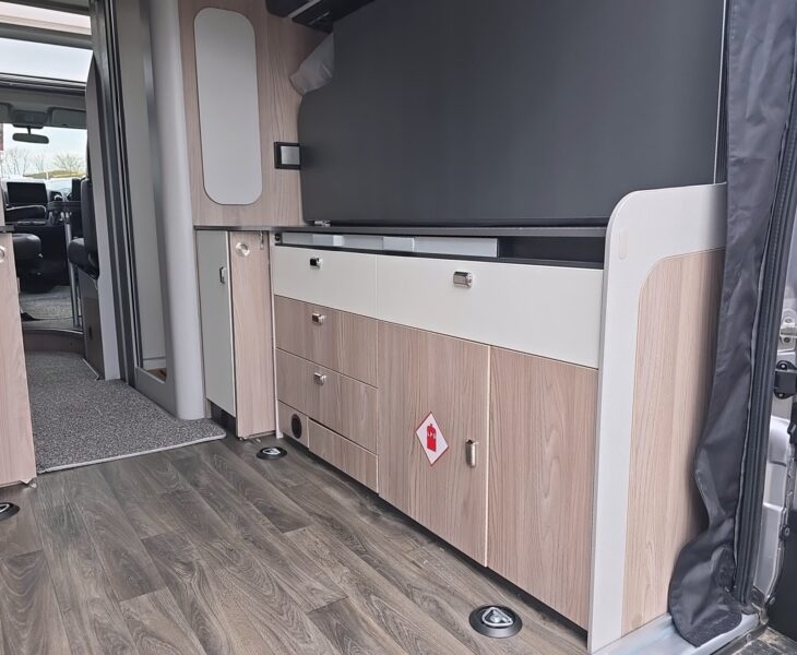 2026 CARRERA 194 CAMPERVAN