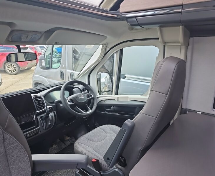 2026 CARRERA 194 CAMPERVAN