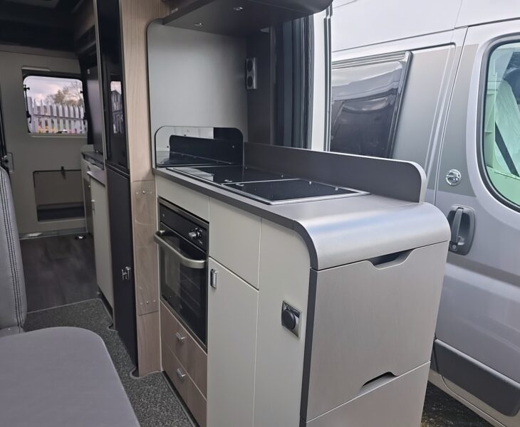 2026 CARRERA 194 CAMPERVAN