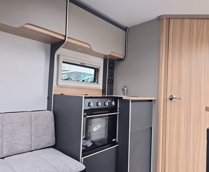 2026 Bailey Discovery D4-2 View