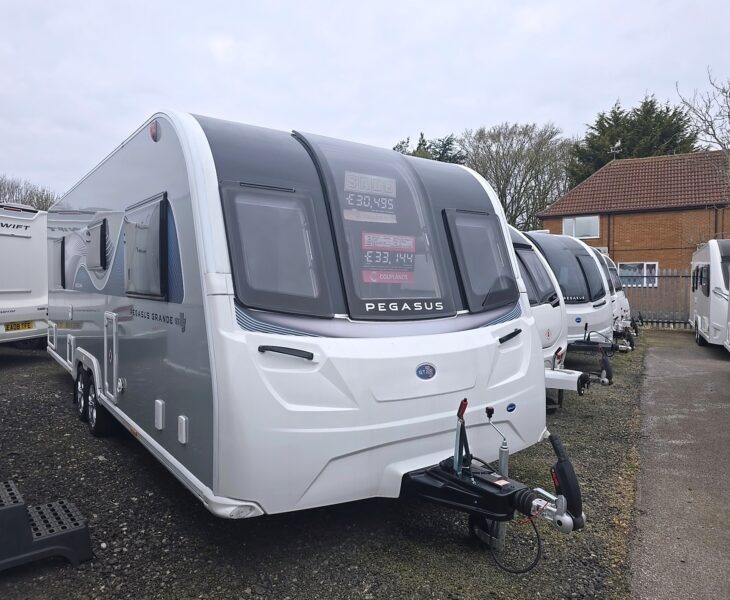 2025 Bailey Pegasus GT75 Grande Messina Front