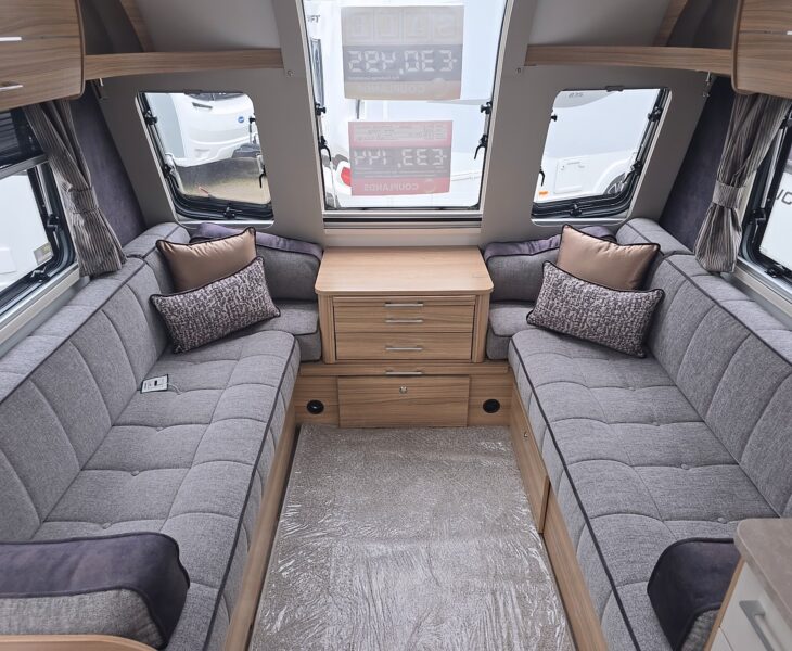 2025 Bailey Pegasus GT75 Grande Messina Interior