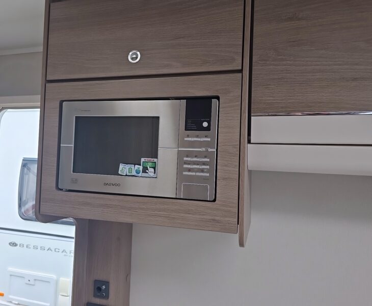 2018 COMPASS CASITA KENSINGTON 462