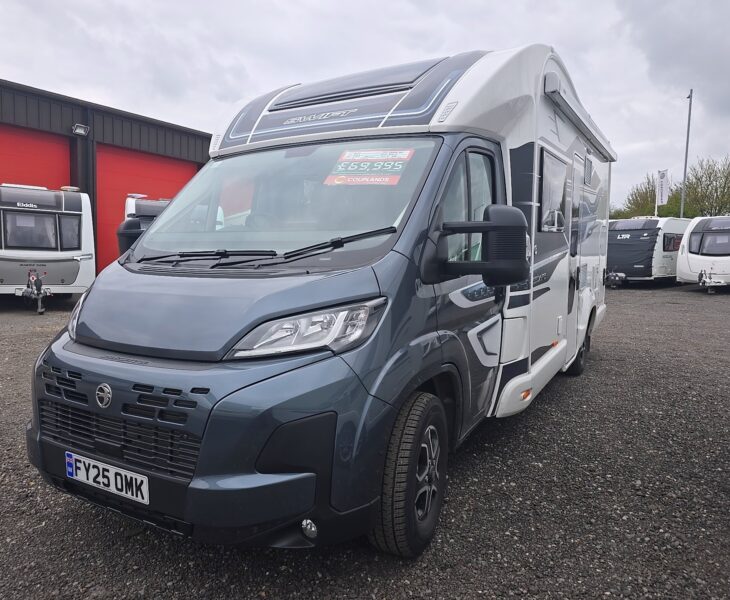 2025 SWIFT ESCAE 640 FRONT N/S