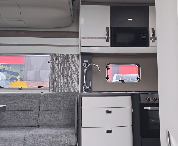 2025 SWIFT ESCAPE 640 ENTRANCE