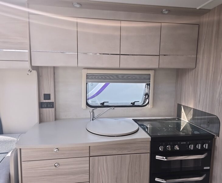 2024 ELDDIS CHATSWORTH 868 6 BERTH CARAVAN