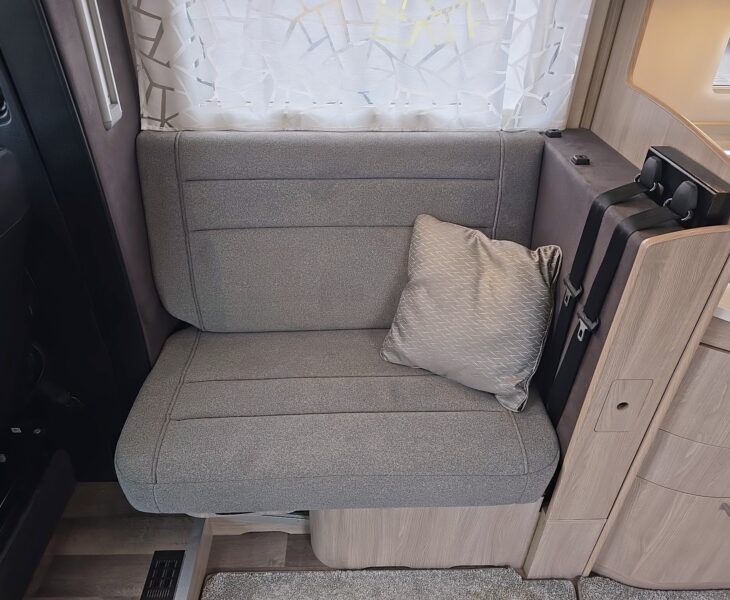 2023 COACHMAN TRAVEL MASTER 545 SEATING