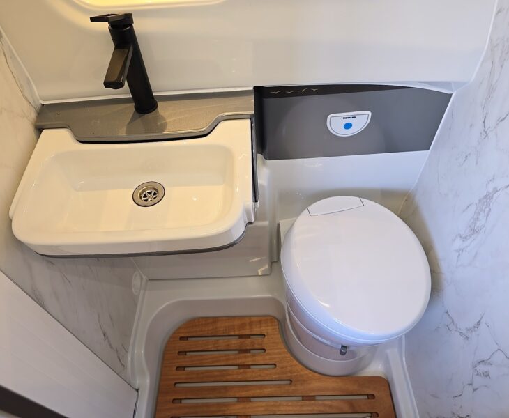 2026 TREKKER XF TRAIL CAMPERVAN INTERIOR