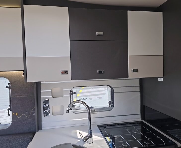 2026 SWIFT TREKKER 584 INTERIOR