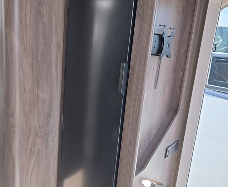 2026 COACHMAN AVVENTURA 545