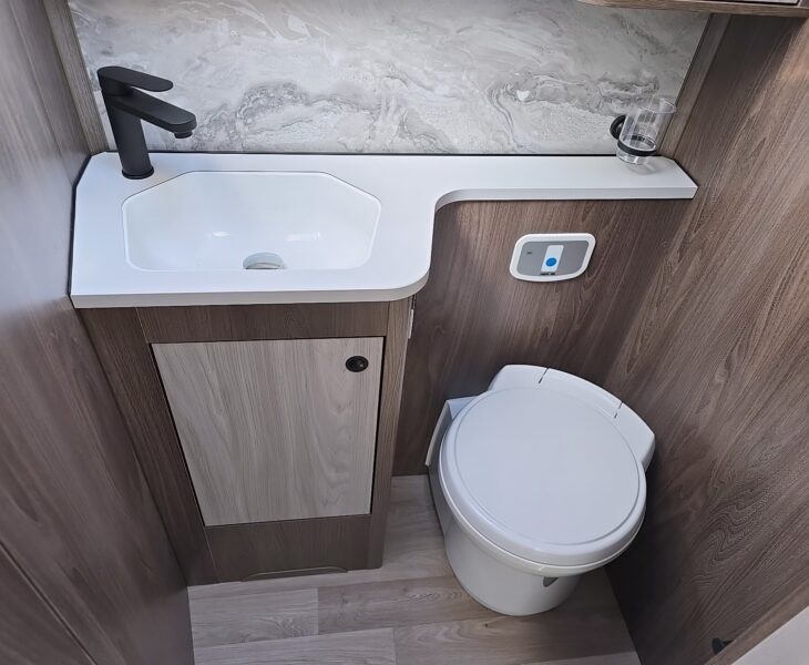 2026 COACHMAN AVVENTURA 545