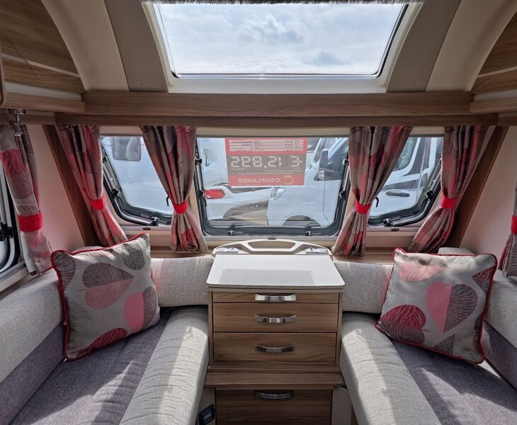 2018 SWIFT CHALLENGER 565 INTERNAL