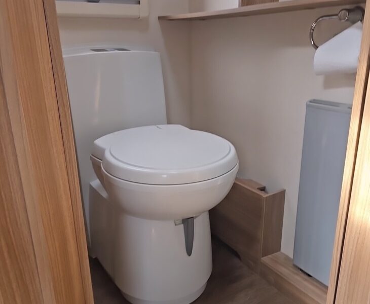 2018 SWIFT CHALLENGER 565 INTERNAL