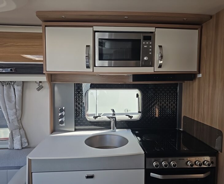 2020 BESSACARR BY DESIGN 845 INTERIOR