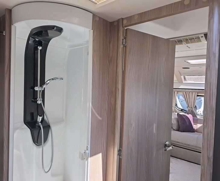 2024 SWIFT ELEGANCE GRANDE 850