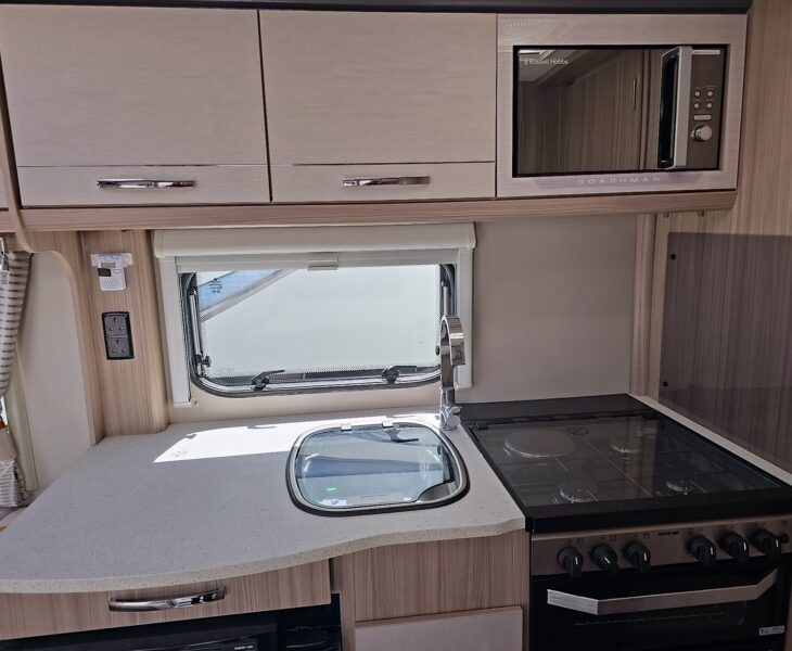 2019 COACHMAN VISION 545 CARAVAN