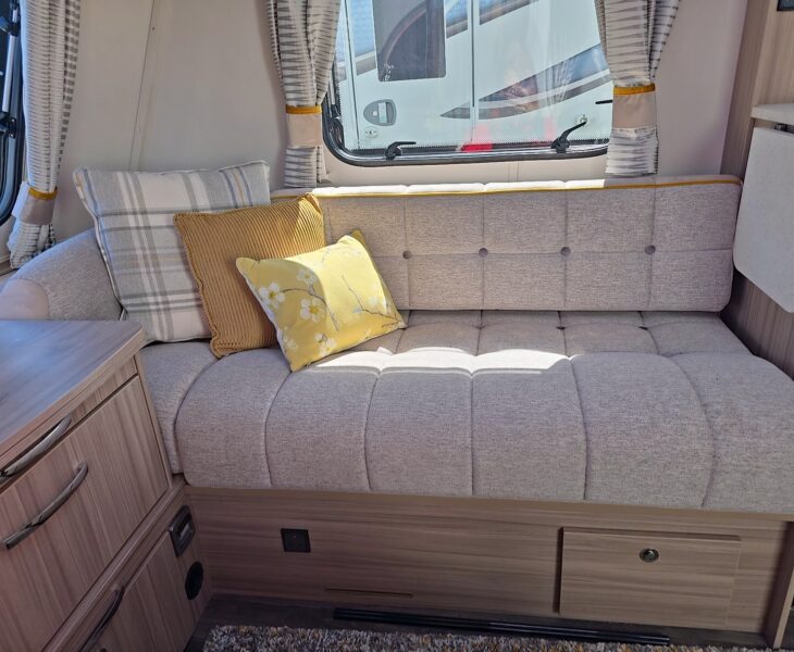 2019 COACHMAN VISION 545 CARAVAN