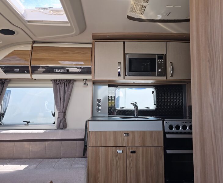 2019 SWIFT ELEGANCE 560