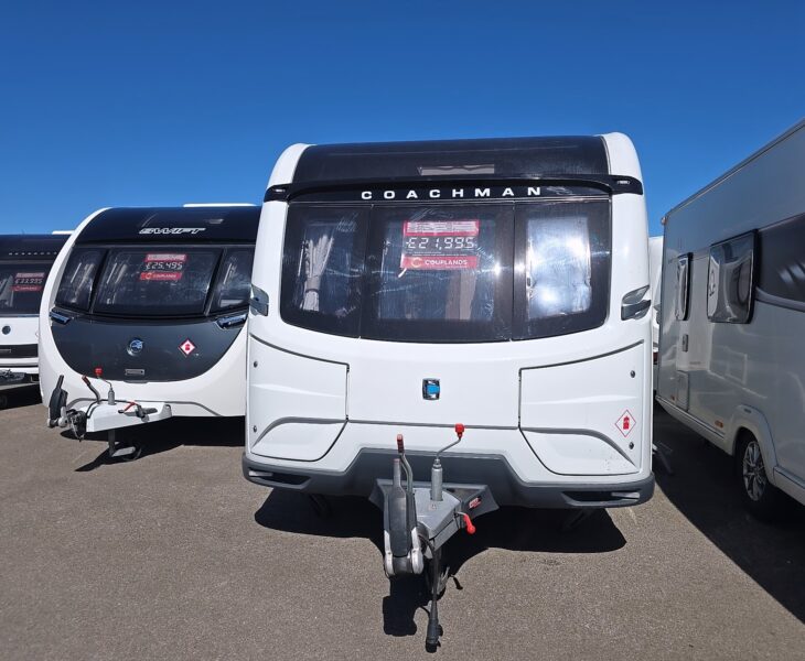 2020 COACHMAN VIP 565