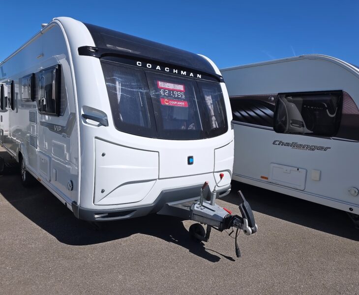 2020 COACHMAN VIP 565
