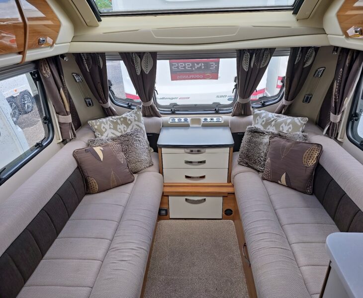 2014 elegance 645 internal