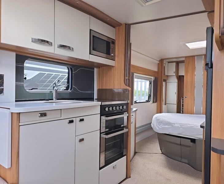2014 elegance 645 internal