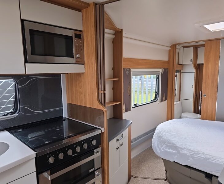 2014 elegance 645 internal
