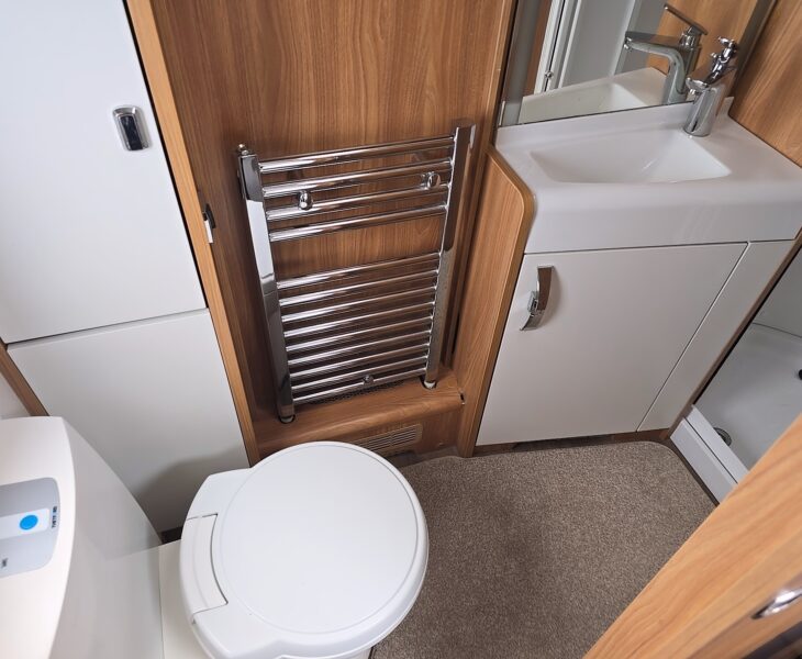 2014 elegance 645 internal
