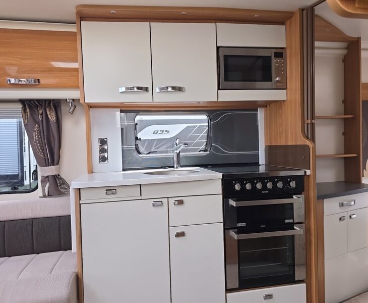2014 elegance 645 internal