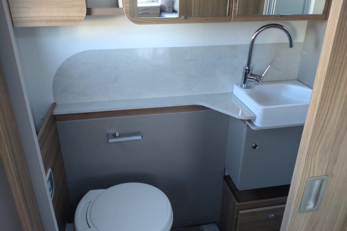 2026 Bailey Unicorn Deluxe Vigo Interior