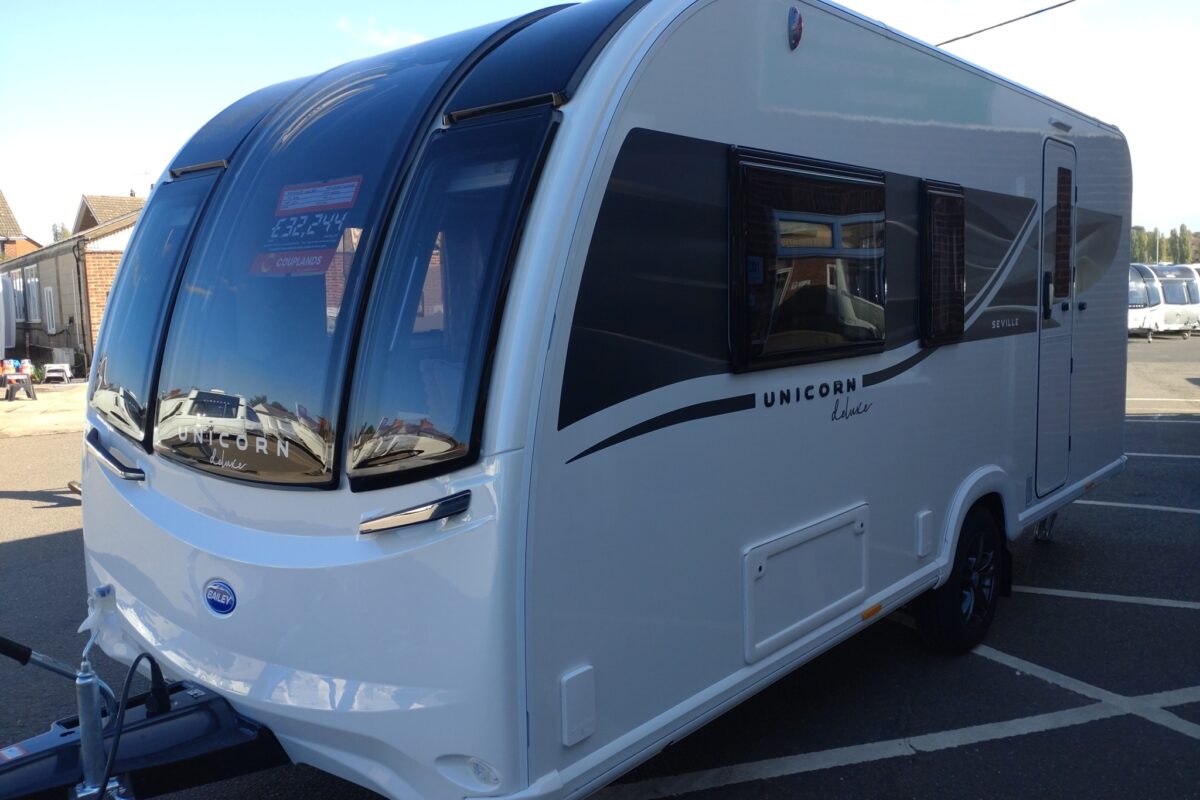2026 Bailey Unicorn Deluxe Seville Front/Side