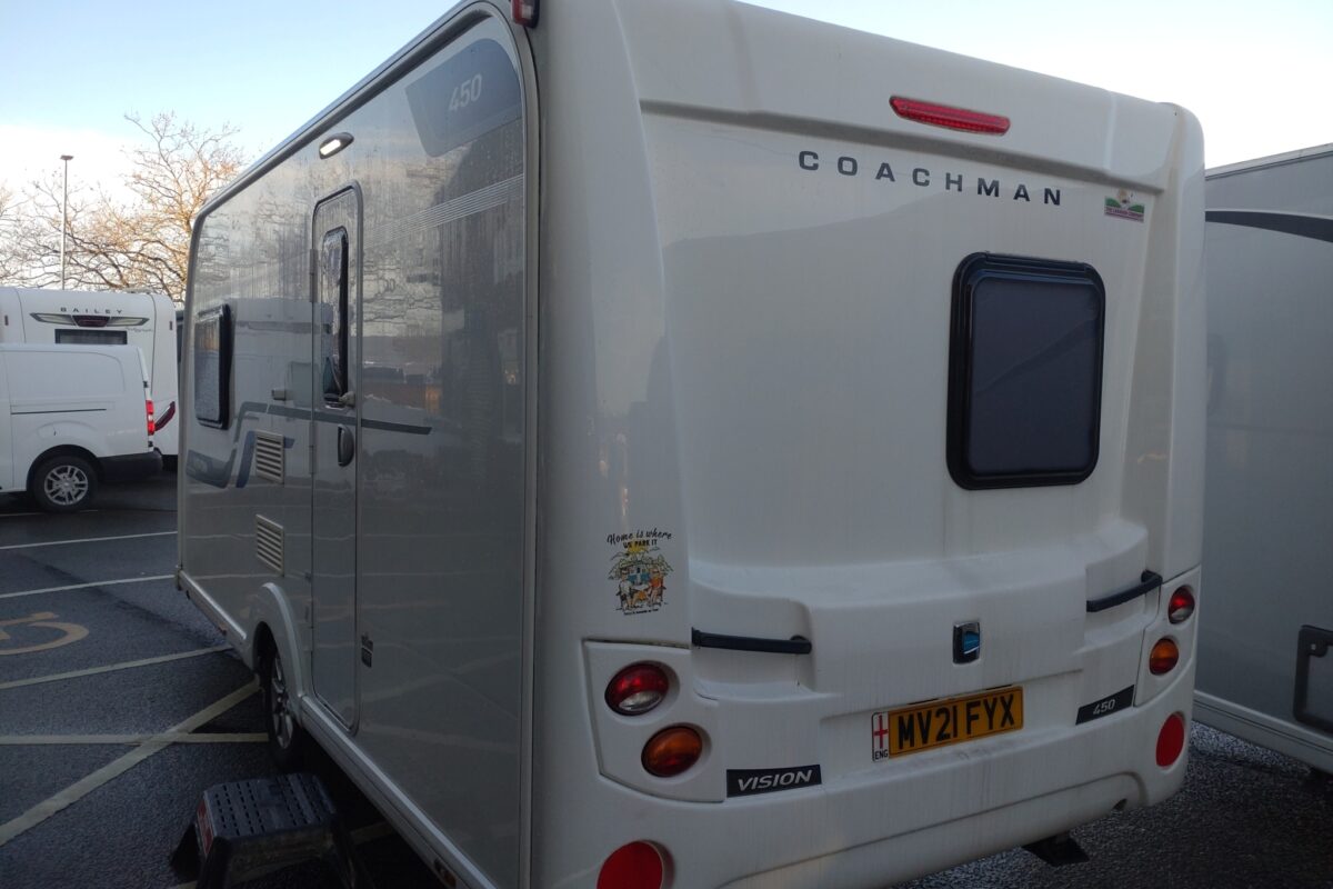 2016 Coachman Vision 450 Rear