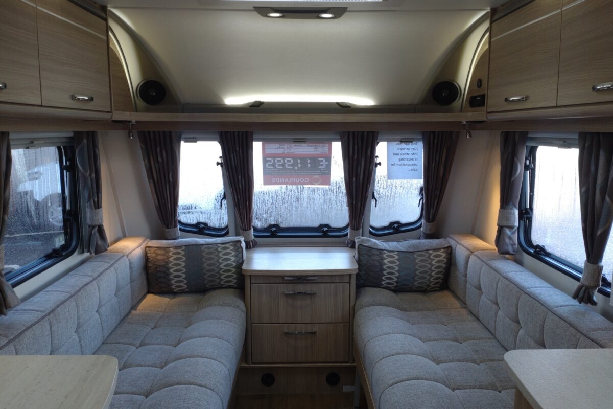 2016 Coachman Vision 450 Interior