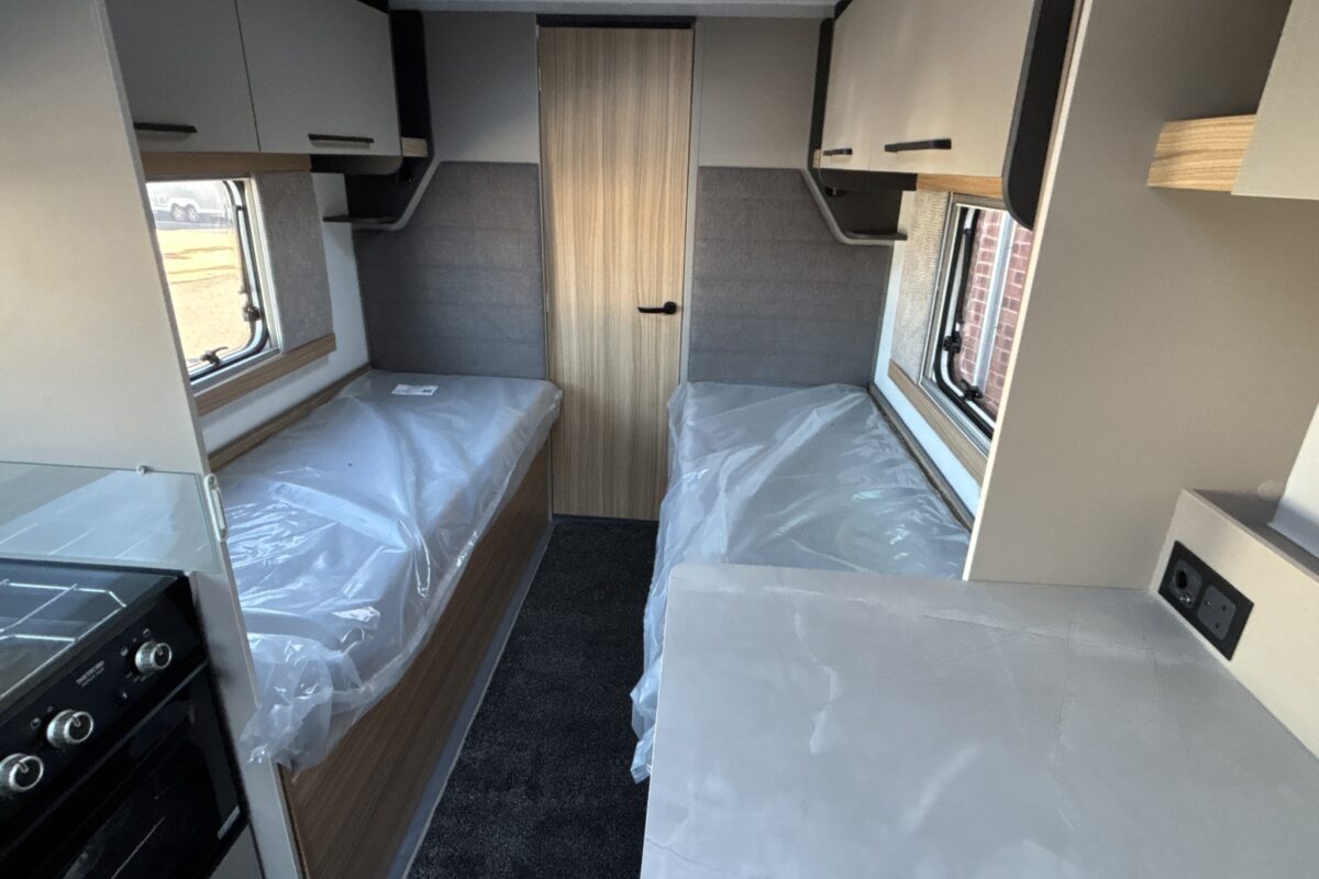 2026 Bailey Phoenix 642 Black Edition fixed single beds