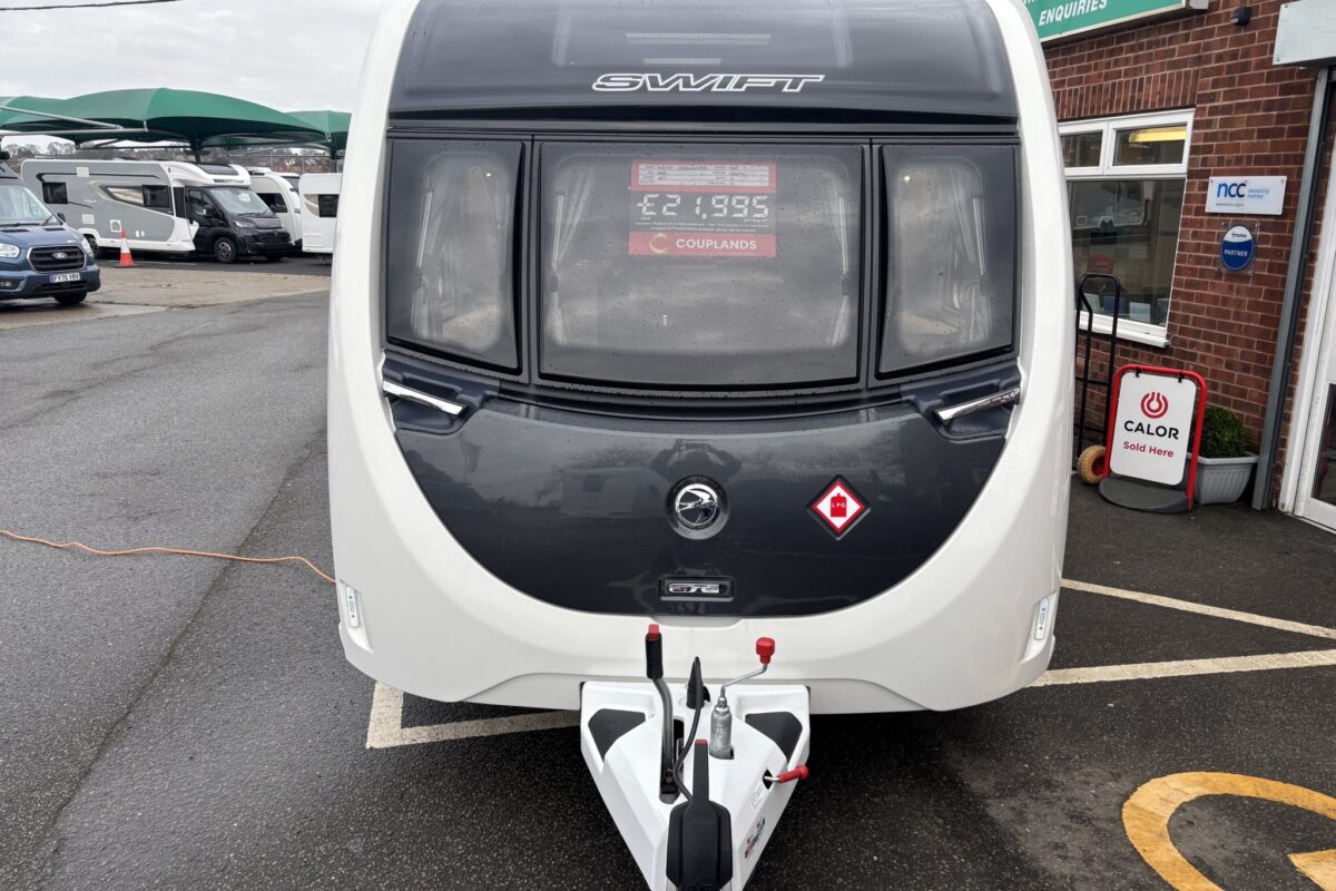 Swift Challenger 560 2022 FRONT