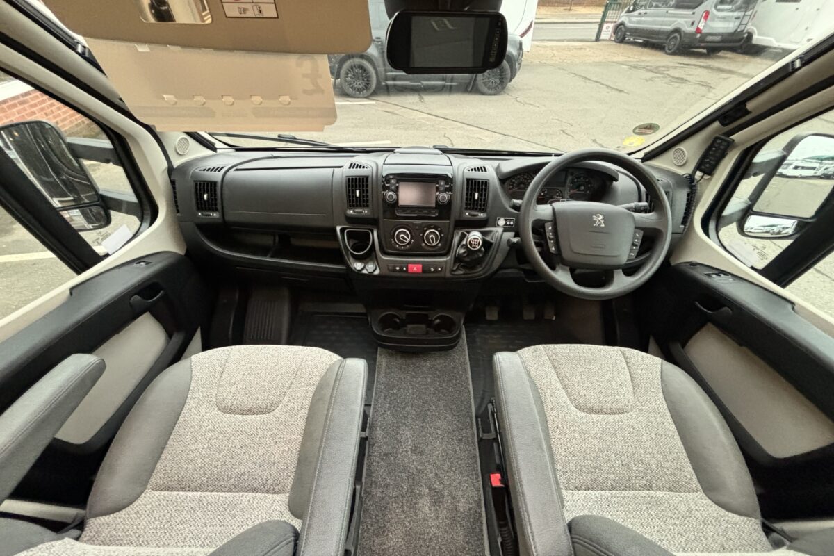 Bailey Autograph 79-4T 2020 CAB