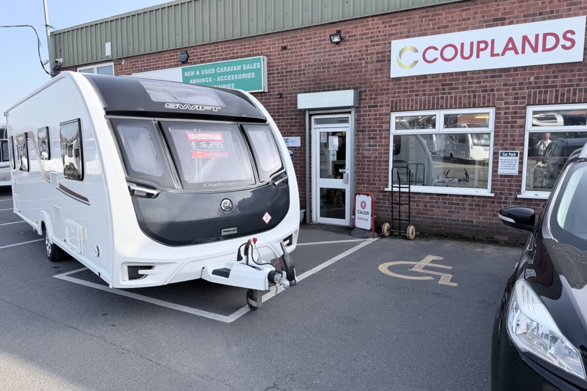 2017 Swift Challenger 580 Front