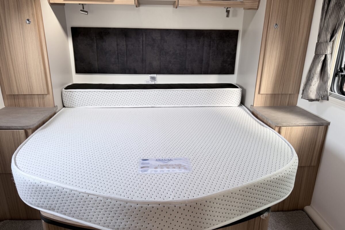 2024 Bailey Pegasus GT75 Grande Messina Interior