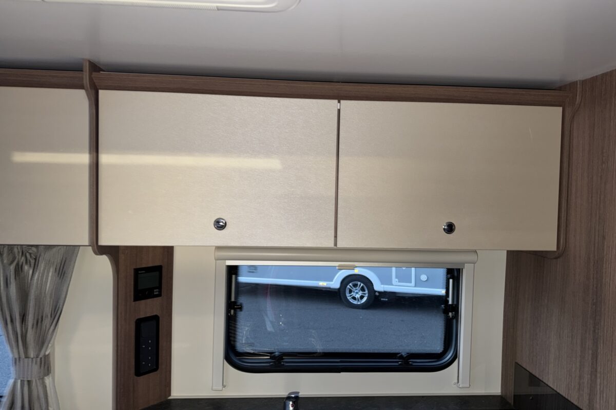 2020 Bailey Phoenix 640 Kitchen upper lockers