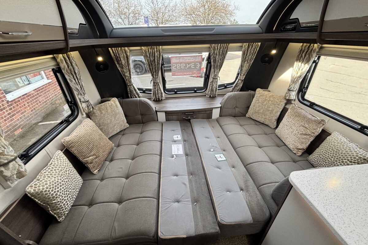 2025 Coachman Laser 575 Xtra FRONT DOUBLE BED