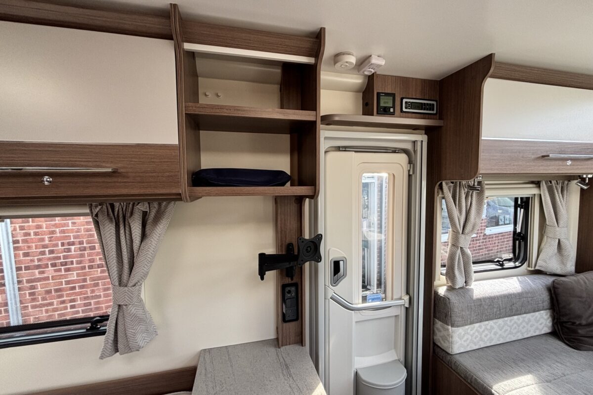 Bailey Alliance Silver Edition 76/4 2020 TV AREA